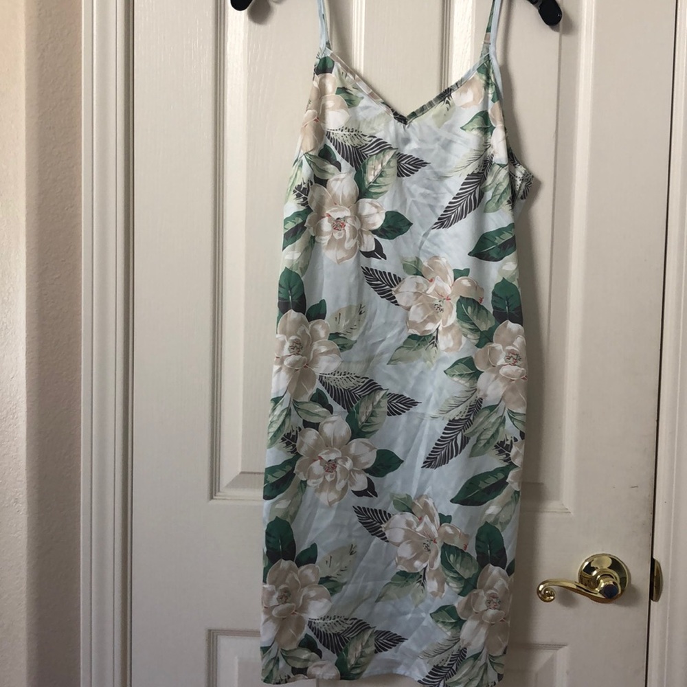 BRAND NEW woven satin adjustable chemise